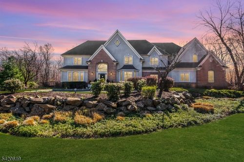 15 Loller Dr, Martinsville, NJ, 08836-2027 | Card Image