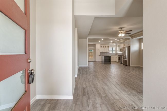 27623 109 Th St, House other with 3 bedrooms, 2 bathrooms and null parking in Coweta OK | Image 7