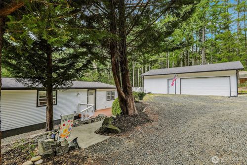 12520 Lindi Ln Sw, Port Orchard, WA, 98367-8494 | Card Image