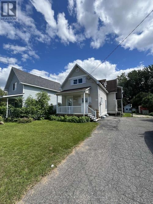 927-931 Laurier St, Rockland, ON, K4K1E3 | Card Image