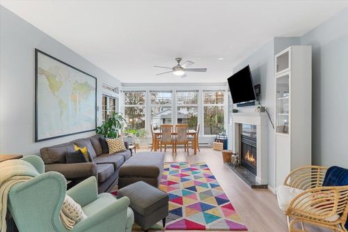 102-20228 54 Ave, Langley, BC, V3A3W3 | Card Image