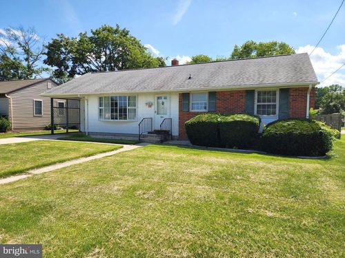 305 Robinson St, GEORGETOWN, DE, 19947-1455 | Card Image