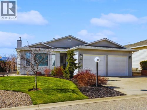 19-6400 Spencer Rd, Kelowna, BC, V1X7T6 | Card Image