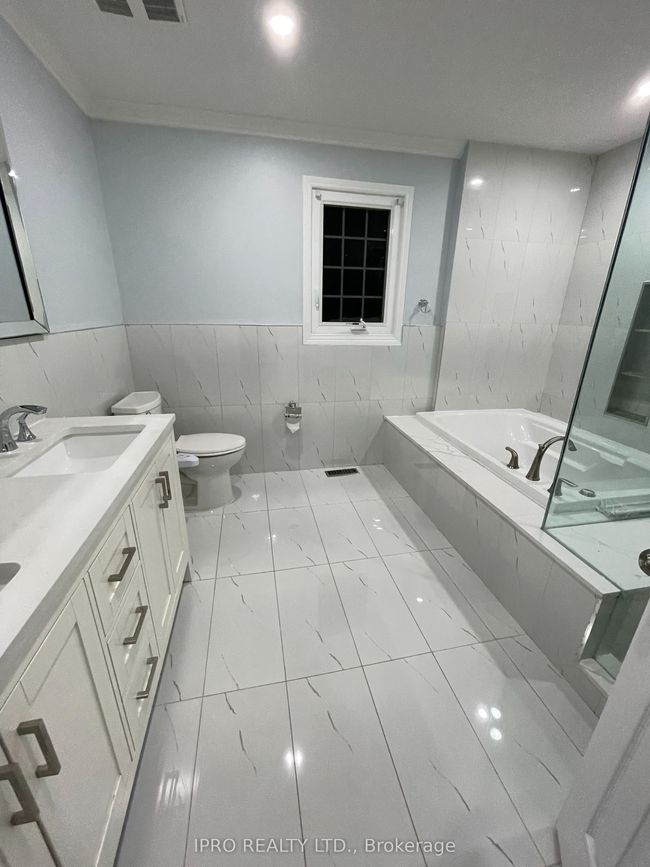 2438 King Forrest Dr, House other with 5 bedrooms, 5 bathrooms and 2 parking in Mississauga ON | Image 16