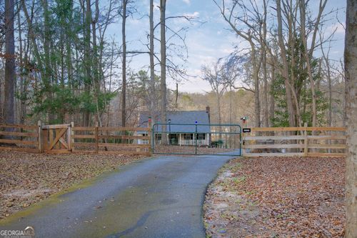 1125 Transylvania Dr, Sandersville, GA, 31082-7542 | Card Image