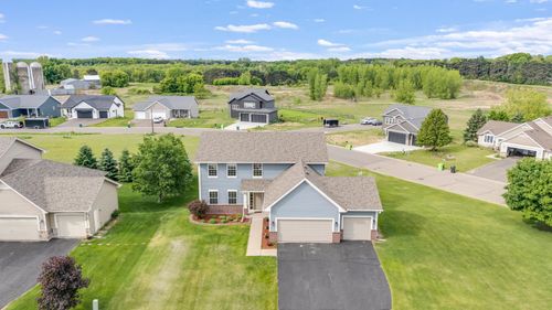 1610 Possum Way, New Richmond, WI, 54017-6744 | Card Image