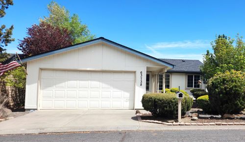 81-63738 Cascade Village Dr, Bend, OR, 97701-9468 | Card Image