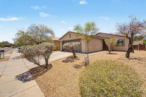 5076 E Fishhook Ct, Tucson, AZ, 85756-5217 | Card Image