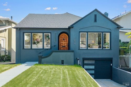 1074 Annerley Rd, Piedmont, CA, 94610-1110 | Card Image