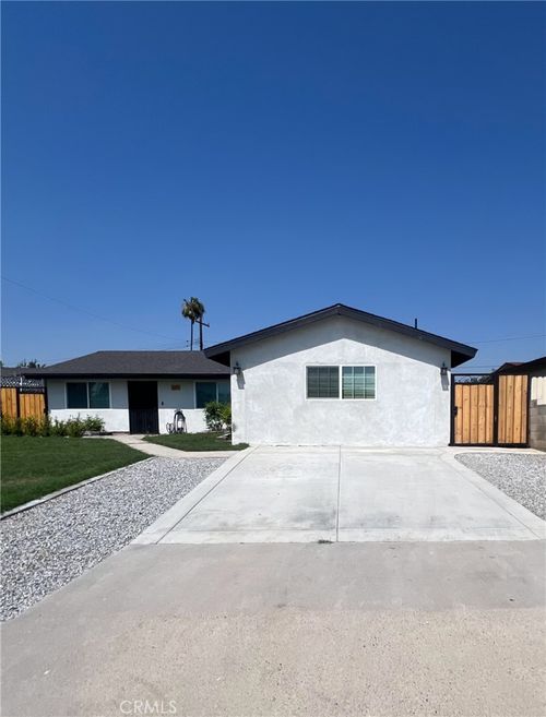 b-3741 Windsong St, Corona, CA, 92879-1970 | Card Image