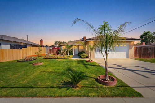 1931 N Douty St, Hanford, CA, 93230-2157 | Card Image