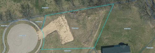 2302 Joliet Cir, PRAIRIE DU CHIEN, WI, 53821-9103 | Card Image