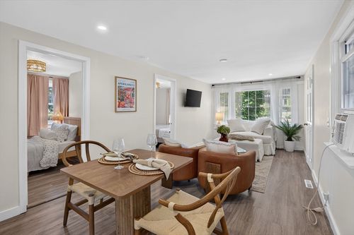 29 Walnut St, Plymouth, MA, 02360-5678 | Card Image