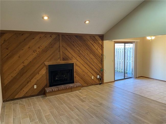 419 N 35 Th St, Home with 2 bedrooms, 2 bathrooms and null parking in Rogers AR | Image 5