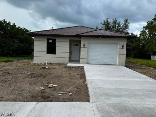 3121 Thomas St, Fort Myers, FL, 33916-4128 | Card Image