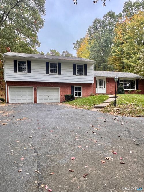 247 Broad Brook Rd, Enfield, CT, 06082-5304 | Card Image