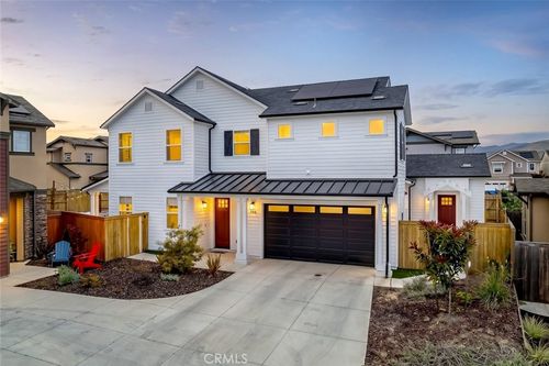 946 Parkview Pl, San Luis Obispo, CA, 93405-1563 | Card Image
