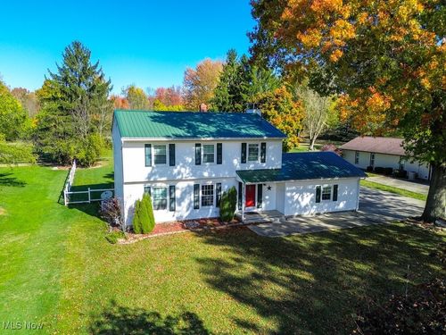 6895 Grant Dr, Westfield Center, OH, 44251-9712 | Card Image