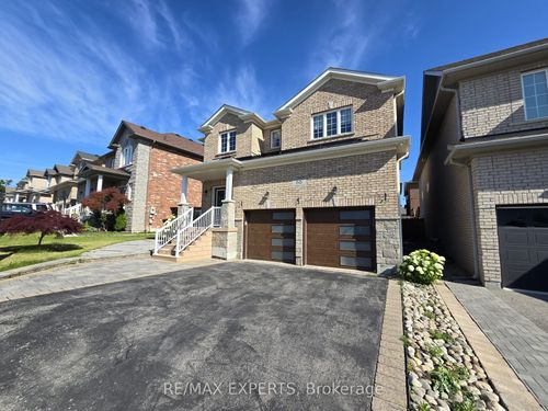 66 Hopkins Cres, Bradford, ON, L3Z0R7 | Card Image