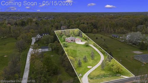 23071 Napier Rd, Northville, MI, 48167-9772 | Card Image