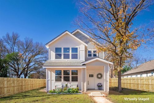 107 Wilkes St, Smithville, TX, 78957-2025 | Card Image