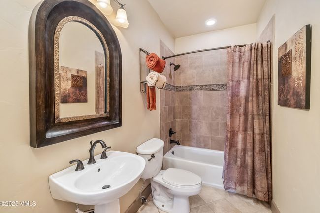 111 E Double Hitch, House other with 5 bedrooms, 6 bathrooms and null parking in Eagle CO | Image 24
