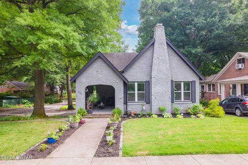 200 Westwood Ave, Jackson, TN, 38301-4322 | Card Image