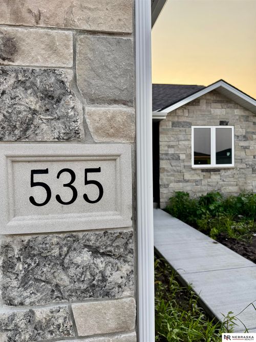 535 Pine St, Greenwood, NE, 68366 | Card Image