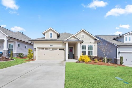 6829 Bungalow Rd, Flowery Branch, GA, 30542-2516 | Card Image