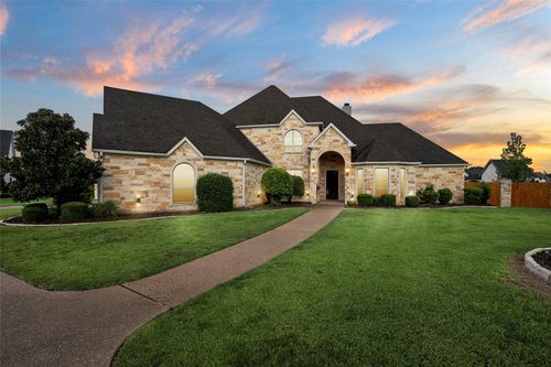 7030 Flagstone Cir, Mcgregor, TX, 76657-4123 | Card Image