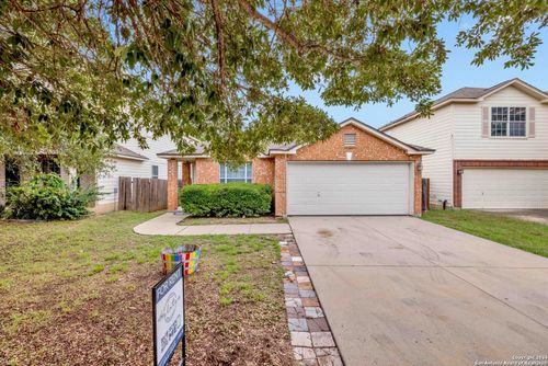 8811 Laguna Fls, San Antonio, TX, 78251-4957 | Card Image
