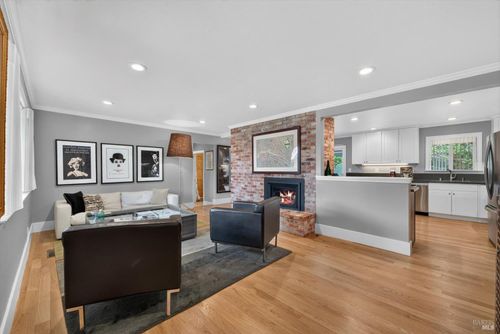 1703 Crinella Drive, St. Helena, CA, 94574 | Card Image