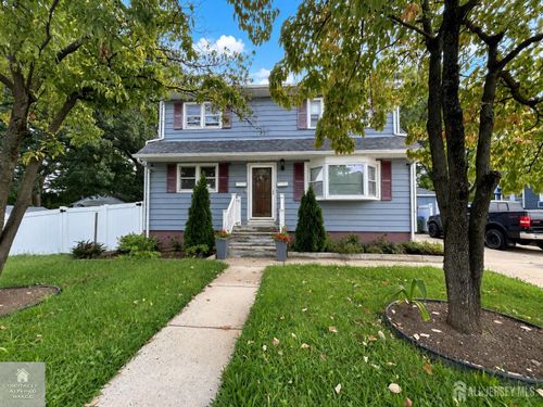 90 Harrigan St, Edison, NJ, 08817-5109 | Card Image