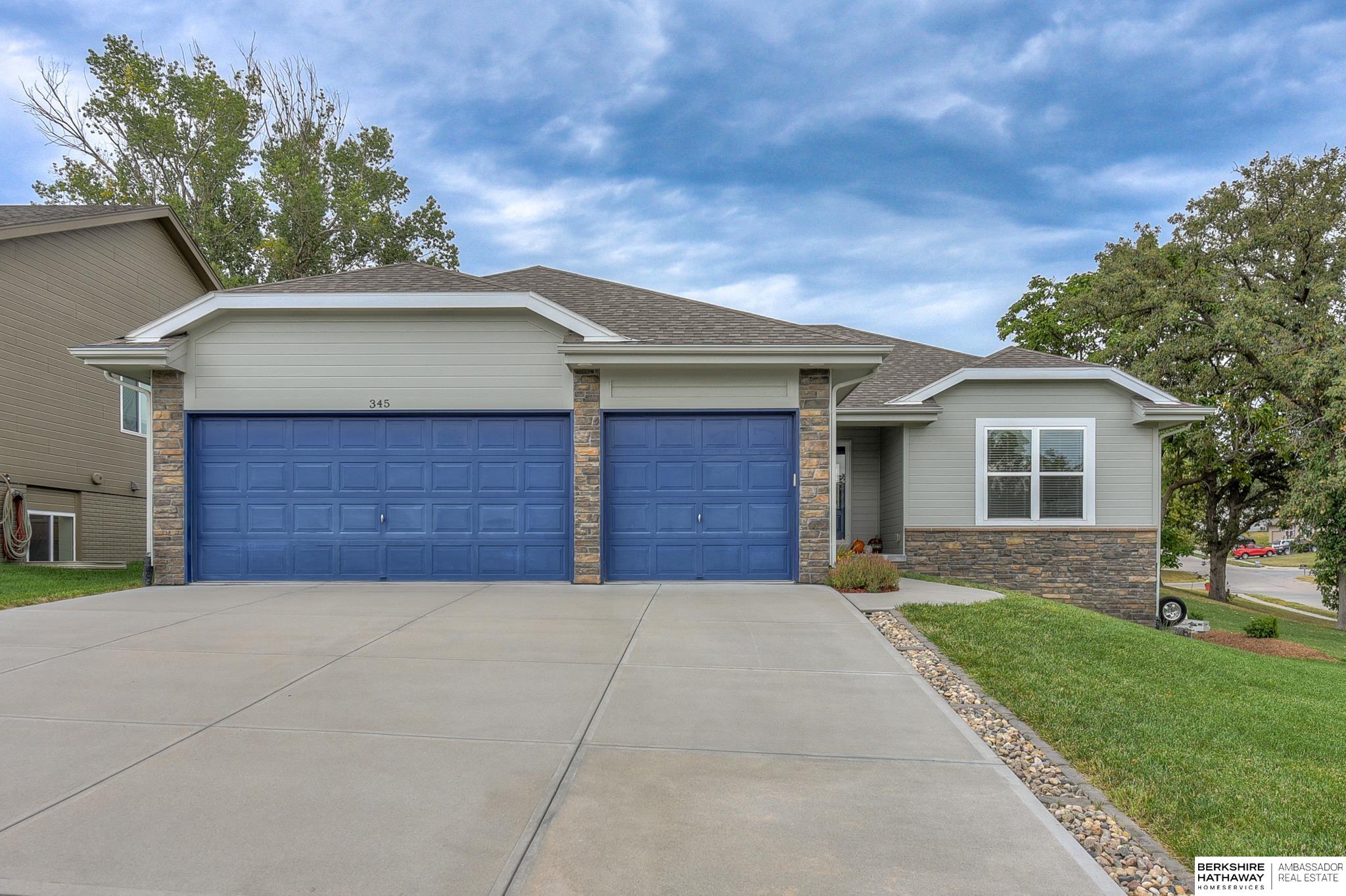 Eastwood Dr, Louisville, NE 68037