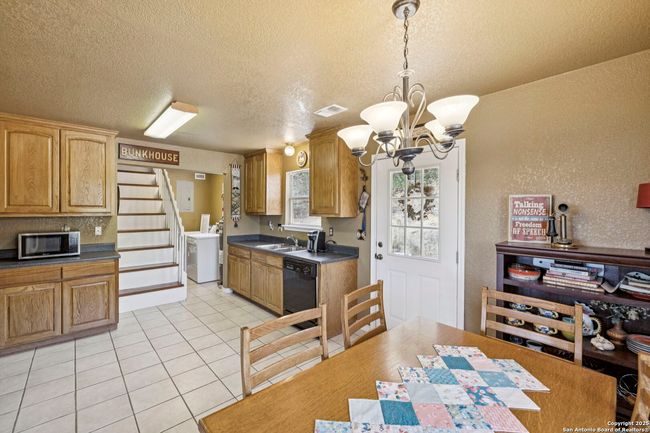 5014 Bump Gate Rd, House other with 3 bedrooms, 2 bathrooms and null parking in Pipe Creek TX | Image 12