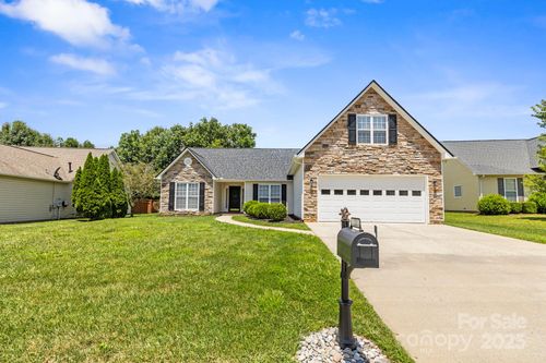 30 Morning Mist Rd, Fletcher, NC, 28732-8375 | Card Image