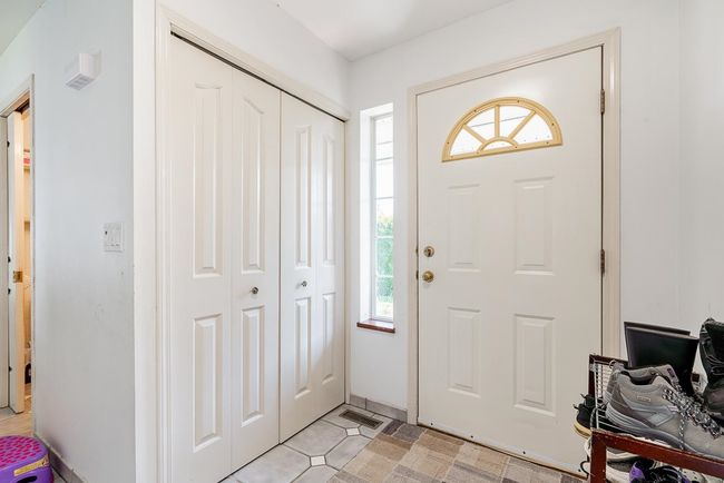 View of entryway | Image 33
