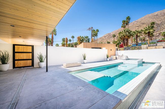 310 W Crestview Dr, House other with 3 bedrooms, 4 bathrooms and 2 parking in Palm Springs CA | Image 62