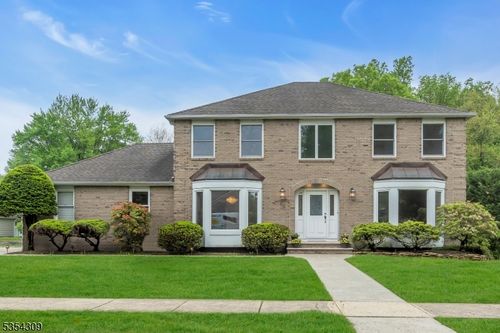 86 Silver Spring Ct, East Hanover, NJ, 07936-2528 | Card Image