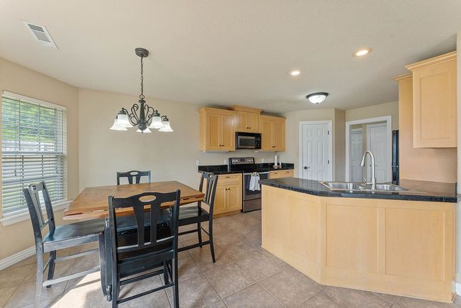 1315 S Breckenridge Loop, House other with 3 bedrooms, 2 bathrooms and null parking in Rogers AR | Image 9
