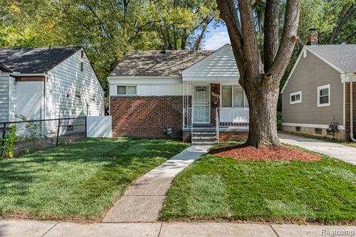 19460 Burgess, Detroit, MI, 48219-1820 | Card Image