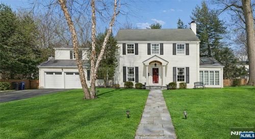 465 Contant Ave, Haworth, NJ, 07641-1107 | Card Image