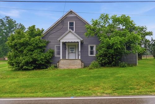 413 Chase Ave, Gambier, OH, 43022-7730 | Card Image