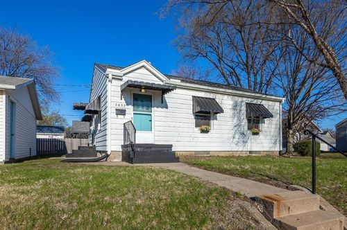 2633 16th St, Moline, IL, 61265-5241 | Card Image