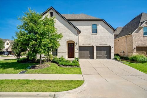 121 Erling Ln, Irving, TX, 75039-1232 | Card Image