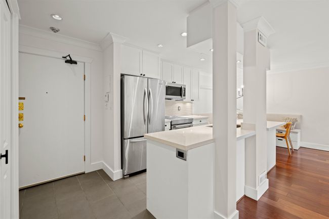 209 - 1235 W 15 Th Avenue, Condo with 2 bedrooms, 2 bathrooms and 1 parking in Vancouver BC | Image 14