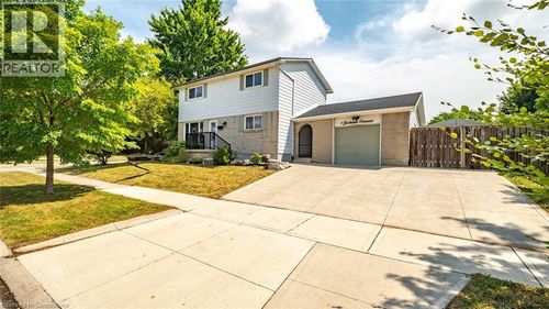 1 Yorkdale Cres, Stoney Creek, ON, L8J1E2 | Card Image