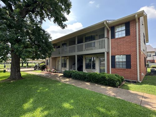 57u-3636 Greenacres Place Dr, Bossier City, LA, 71111-2147 | Card Image
