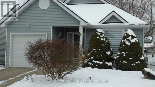 11 Sinclair Dr, Tillsonburg, ON, N4G5L6 | Card Image