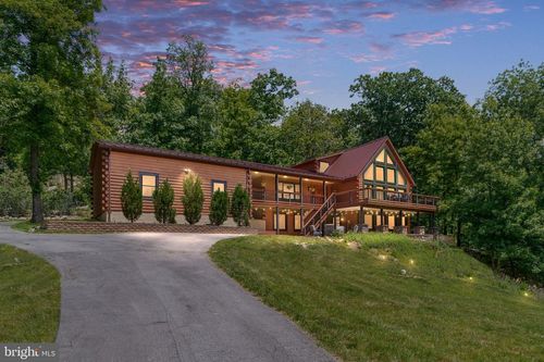 623 Shenandoah Valley Dr, FRONT ROYAL, VA, 22630-6009 | Card Image
